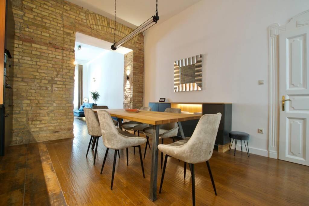 Premium Apartment By Hi5 - Best Ever Budapest Kültér fotó